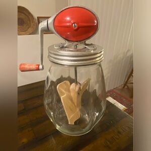 Antique Dazey No. 4 Butter Churn in Great Working Condition